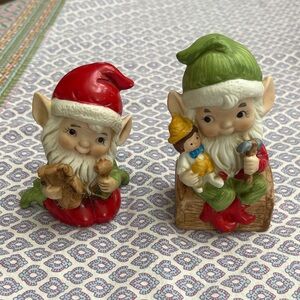 Homco Charming Elf Figurine Duo - Red and Green